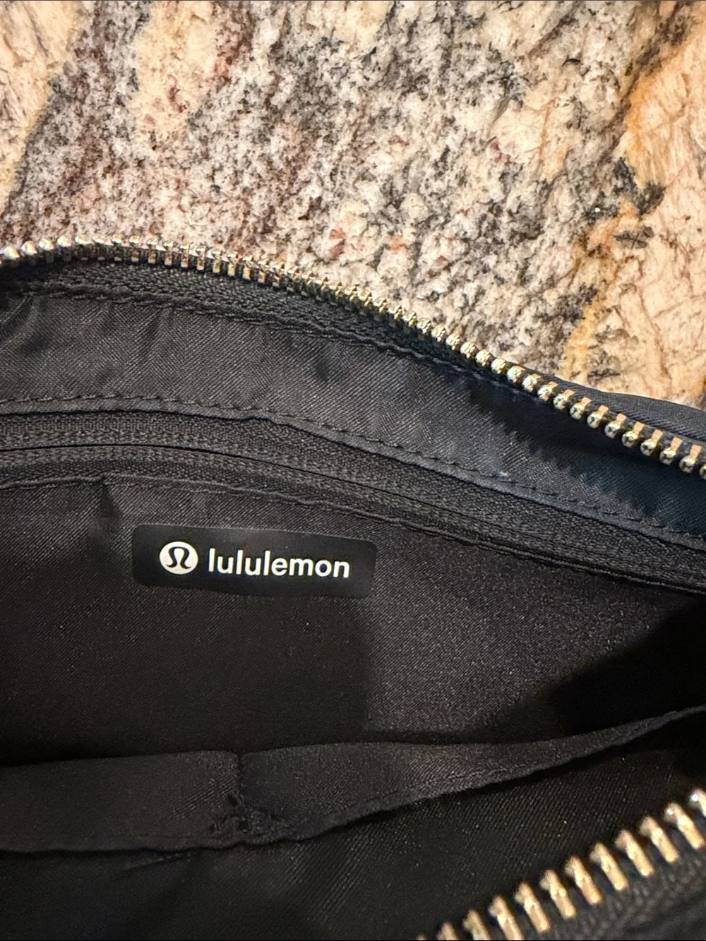 lululemon athletica compact black